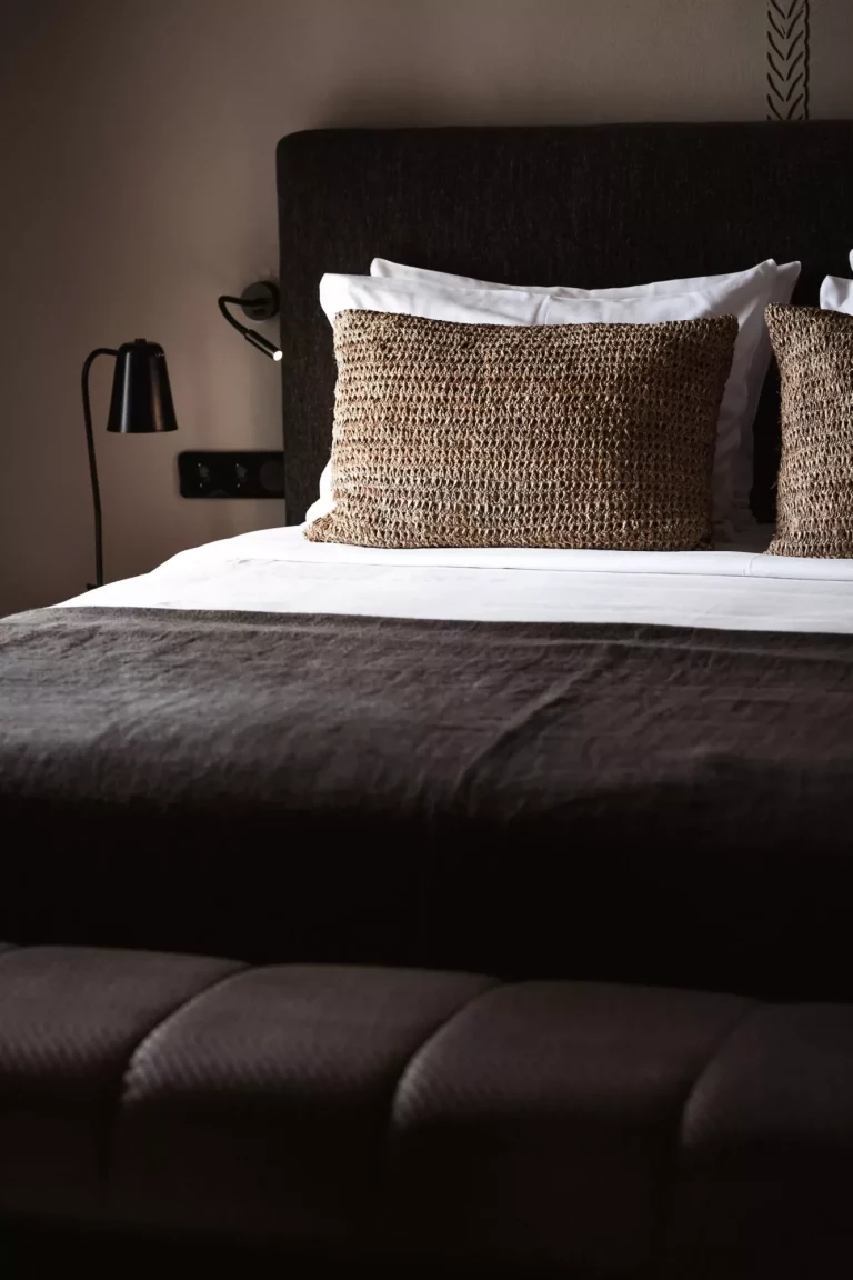 Details slaapkamer Domes of Elounda Premium Suite